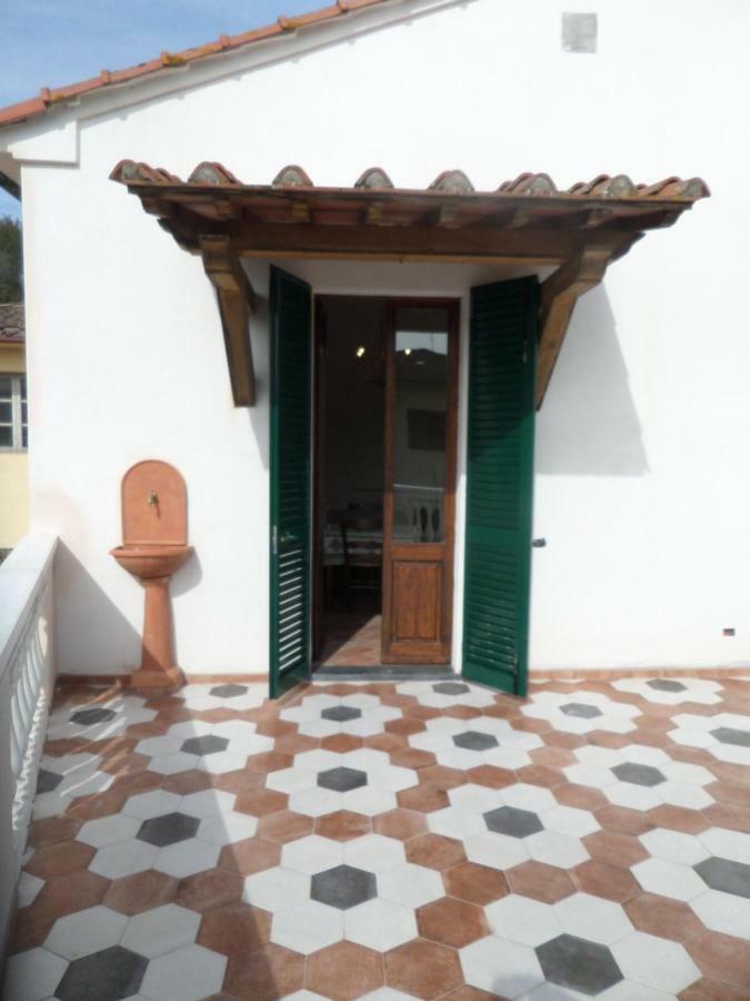 Apartmán La Terrazza Palaia Exteriér fotografie